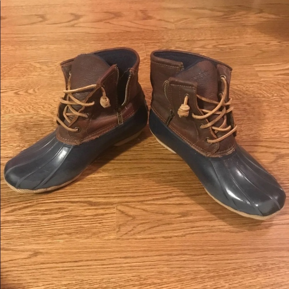 Sperry topsider boots